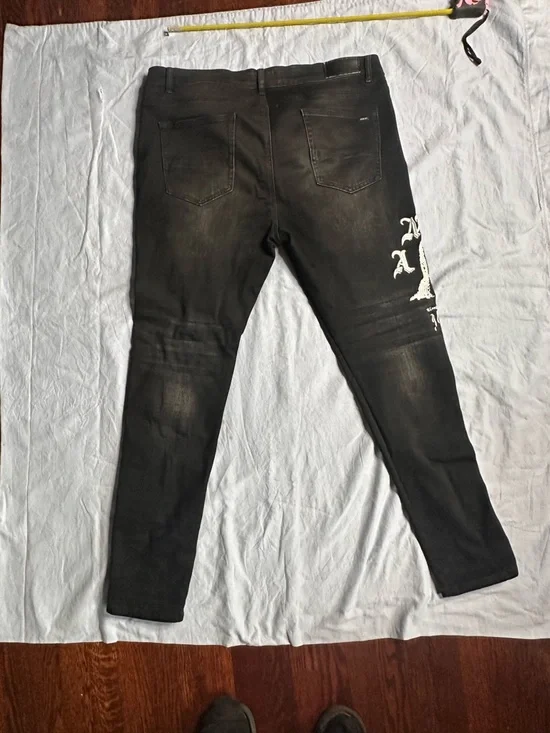 AMIRI Black Skinny Jeans with White Graphic Detailing - Men's - Picture 10 of 16